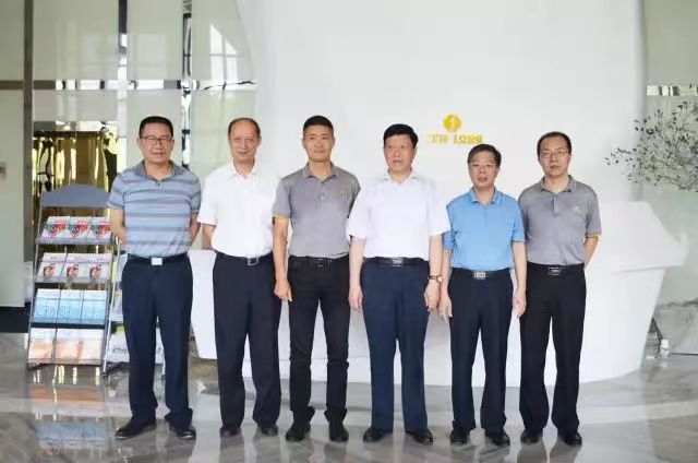 金书波委员莅临太阳成集团tyc138考察调研