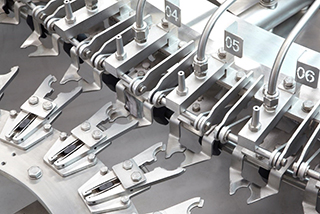 太阳成集团tyc138液体自动灌装机助您实现高效生产